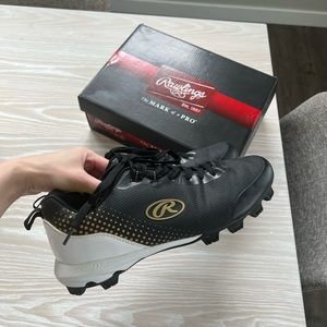 Rawlings Men’s Cleats